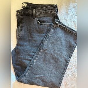 Abercrombie & Fitch Curve Love Black Straight Leg Mid-Rise Jeans